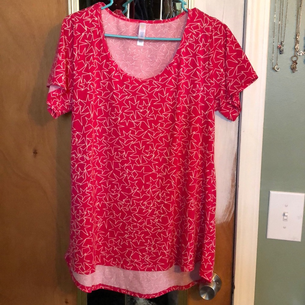 LuLaRoe Classic T.
